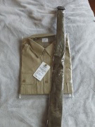 Koszulo-bluza oficerska z krótkim rękawem + krawat wojskowy khaki.