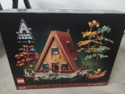 LEGO Ideas 21338 Chatka w kształcie litery A (NOWY ZESTAW NIE OTWIERANY)