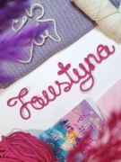 Imię, napis 9 liter, rozmiar S, ze sznurka i drutu, na ścianę