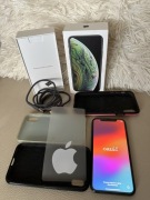 iPhone XS Space Grey 256 GB Igła