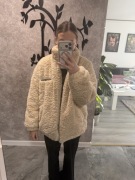 Kożuszek futerko beżowy modny