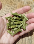 Granulat z lucerny dla gryzoni 1 kg 
