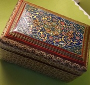 Ekstra prezent szkatułka drewno pokryte mozaiką,ręczna robota z Damaszku