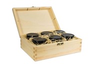 Zestaw miodów z dodatkami w pudełku