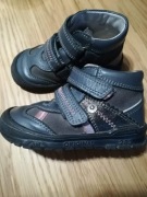 Trzewiki dziewczęce Bartek r.22