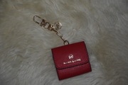 Michael Kors czerwone etui na słuchawki portfelik