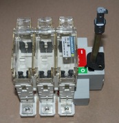 Rozłącznik z bezpiecznikami 3 x 160A  FUSERBLOC Socomec