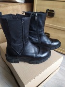 Damskie botki skórzane CAPRICE. 37.