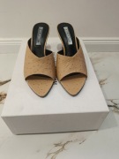 klapki szpilki victoria beckham beżowe roz 37 Nowe