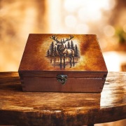 Prezent dla myśliwego Szkatułka dla leśniczego Grawer Jeleń Malowana