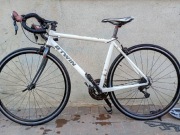 Kolarka z nowymi częściami 