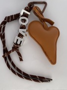 Brązowy Brelok z Sercem i Napisem LOVE