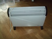 Grzejnik konwektorowy 230 V
