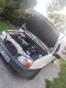 Części ford courier 2001r