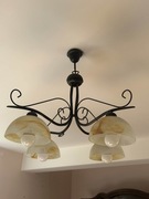 Lampa wisząca elegancka z kloszami