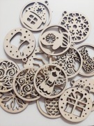 Bombki 6 cm/ sklejki 