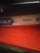 Łożysko stożkowe oporowe SKF32030 X