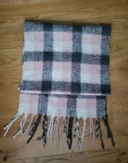 Długi szalik w kratę 