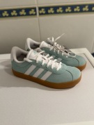 Adidas VL court 36 2/3