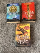 Trylogia Philip Pullman po angielsku