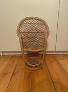 Fotel kwietnik paw peacock dla lalek wiklinowy krzesełko miniatura boho 
