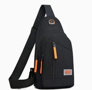 Plecak sportowy miejski crossbody na ramię unisex czarny