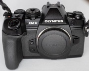 Olympus OM-D E-M1 Mark III Tylko 497  wyzwoleń   szuflada