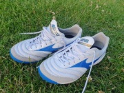 Mizuno elite rozmiar 41, turfy  profesjonalne. 