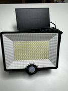 Solarna lampa ścienna LED – ekologiczne oświetlenie Twojego domu i ogrodu! 