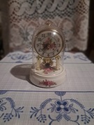 Zegar roczniak na porcelanowej podstawie.Vintage.