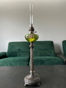 Sprzedam lampę naftową