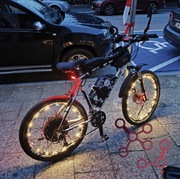 Lampki rowerowe LED. Wodoodporne na akumulator z ładowarką 