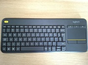 Logitech K400 Plus klawiatura bezprzewodowa z touchpadem USB sprawna
