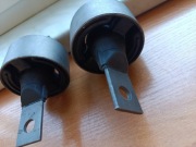 Tuleje wahacza wzdłużnego Honda Civic VI HB przedlift 