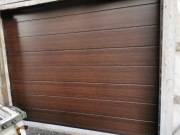Brama garażowa Wiśniowski orzech 