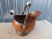 Stary pojemnik na drewno wykonany z miedzi , mosiądzu i ceramiki