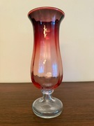 Wazon czerwony (gradient) na stopie | PRL/vintage | szkło kolorowe