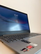 Laptop lenovo IdeaPad3 / AMD Ryzen 5 / 8 GB RAM / 512 GB SSD