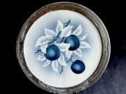 SECESJA, ZABYTKOWA PATERA DEKORACYJNA,ŚLIWKI.USZKODZONA.!!!