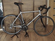 Rower szosowy Carrera Valour Road Pro 2x8