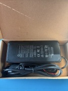 Ładowarka do roweru hulajnogi 24v 4A