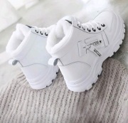 Damskie buty zimowe  śnieżne