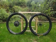 Kola rowerowe 29 er obręcze opony Maxxis Recon, kaseta Shimano, tarcze