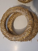 Wieńce że słomy 25 cm, słomiane podkłady, okręgi