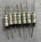 47uF 16V  Kondensator elektrolit ELWA zabytek PRL