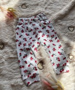 Haremki czerwone kwiatuszki 