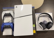 Konsola PS5 Slim Digital 1TB 2x pady, sluchawki Pulsed 3D komplet jak nowa