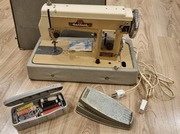 Maszyna do szycia Łucznik 432-fajny stan, gotowa do użycia, cena za komplet