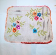 Serwetka  polski len vintage  haftowana ręcznie