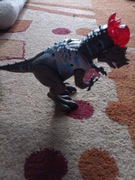 Dinozaur z dźwiękiem świeci 
